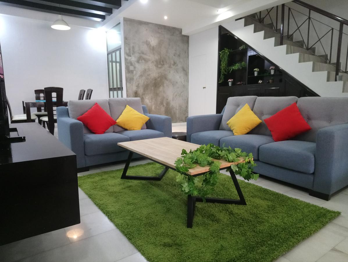 Jb Homestay Bukit Indah Wifi Ciq Mall Legoland Free Parking ジョホールバル エクステリア 写真